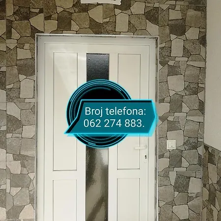 Visoko-oaza Mira 아파트 비소코